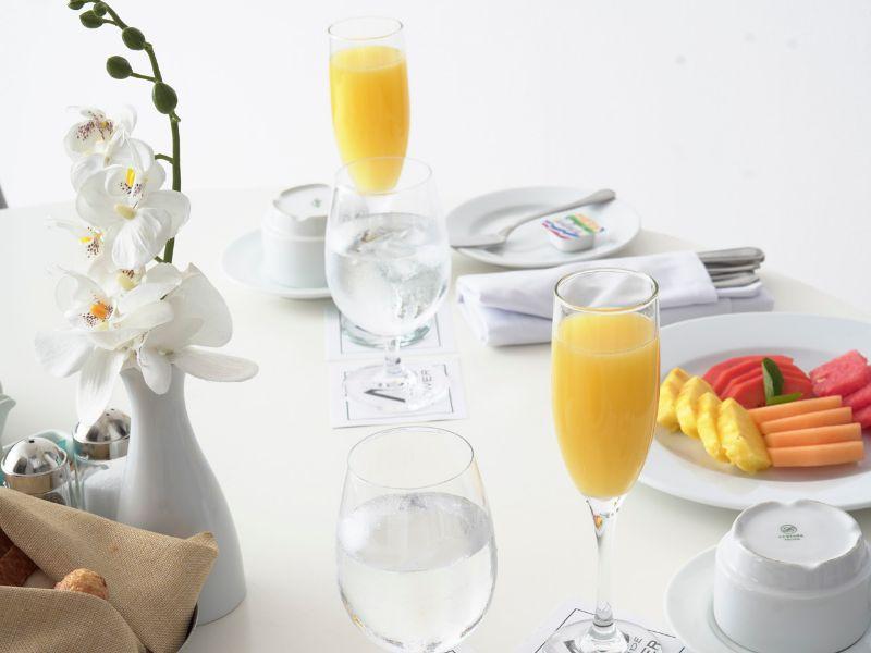 Room Service ($) Krystal® Ixtapa All Inclusive Room Service ($) Krystal® Ixtapa All Inclusive